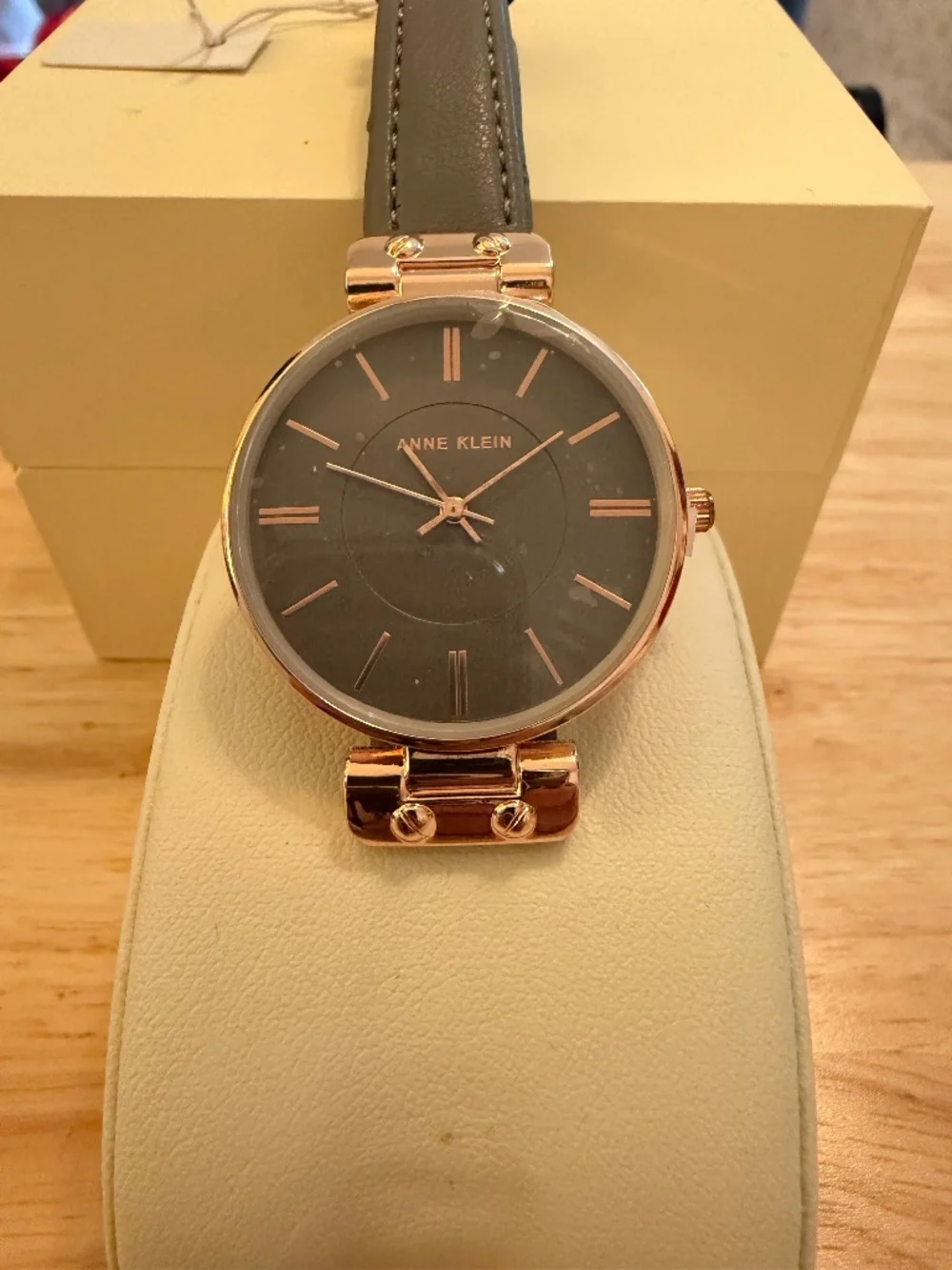 Anne Klein ladies leather watch Grey / Rose Gold